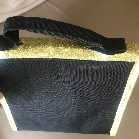 RARE Descendants lunch bag - Picture 3 of 3